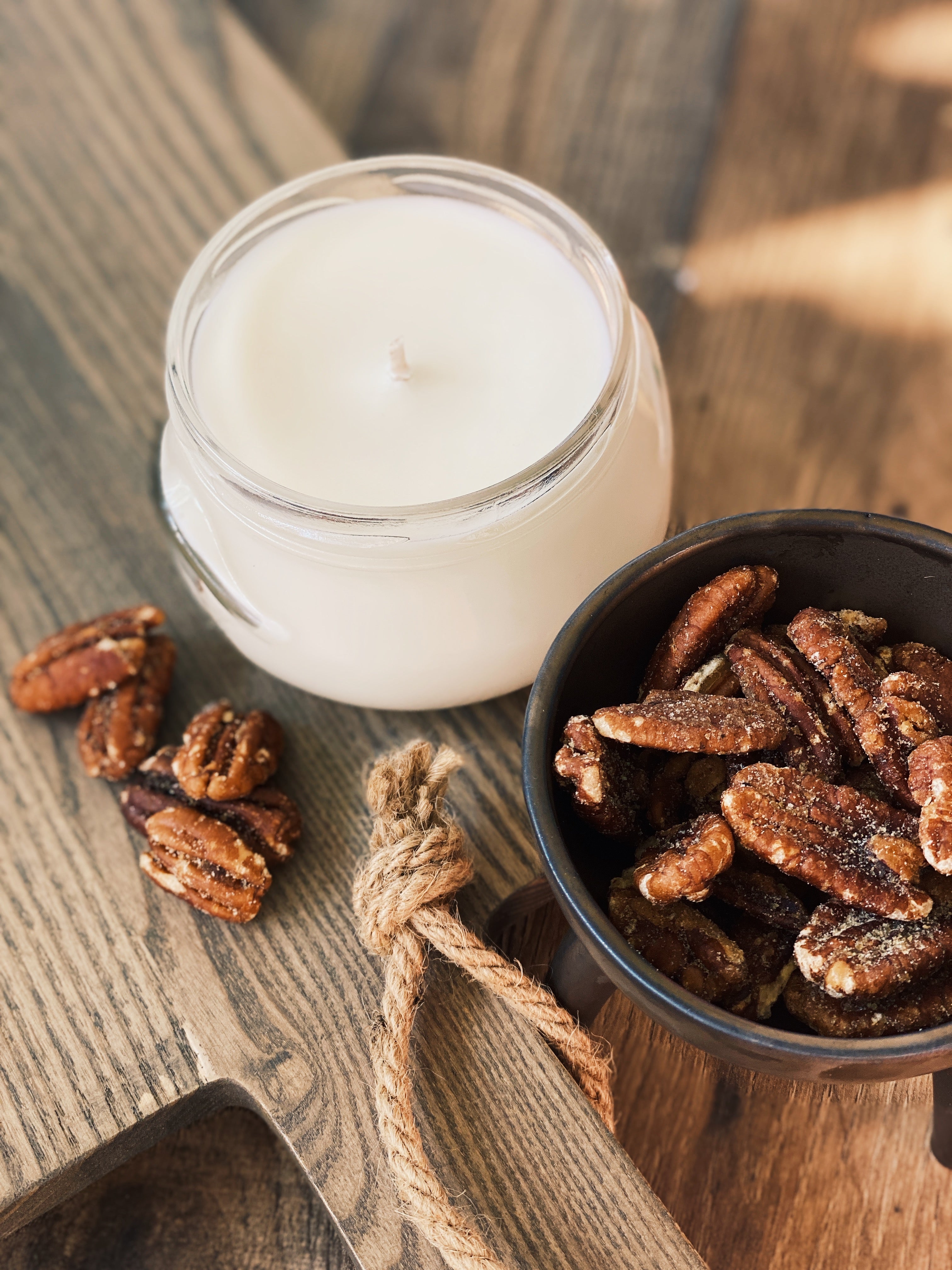 Candied Pecans 11 oz Candle